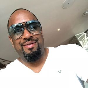 Meet your Posher, Tony